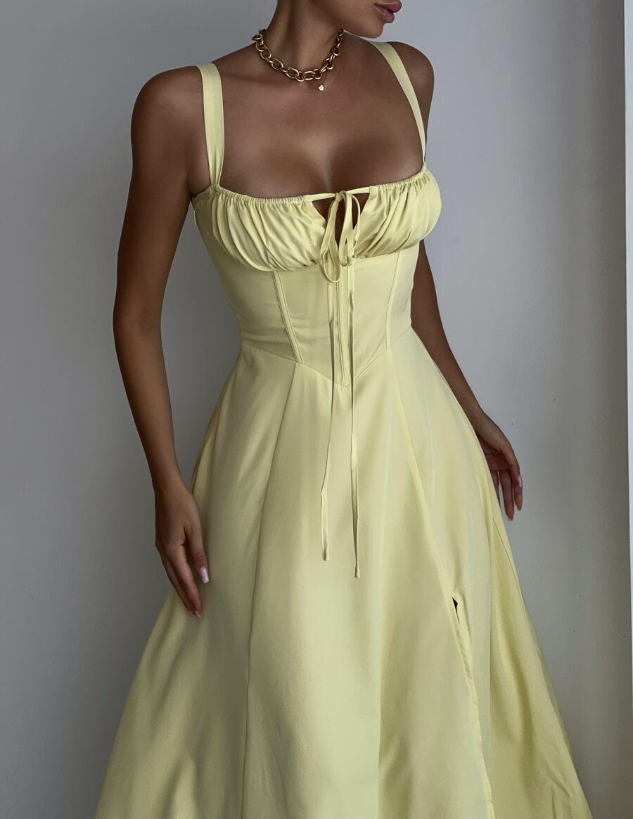 Elegancka Sukienka Midi - Gorsetowy Design & Cienkie Ramiączka